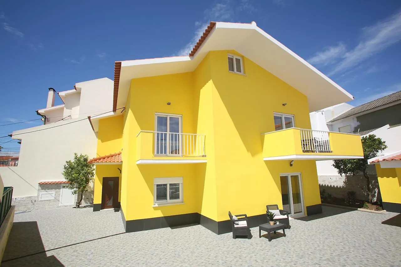 Villa cascaischillhouse